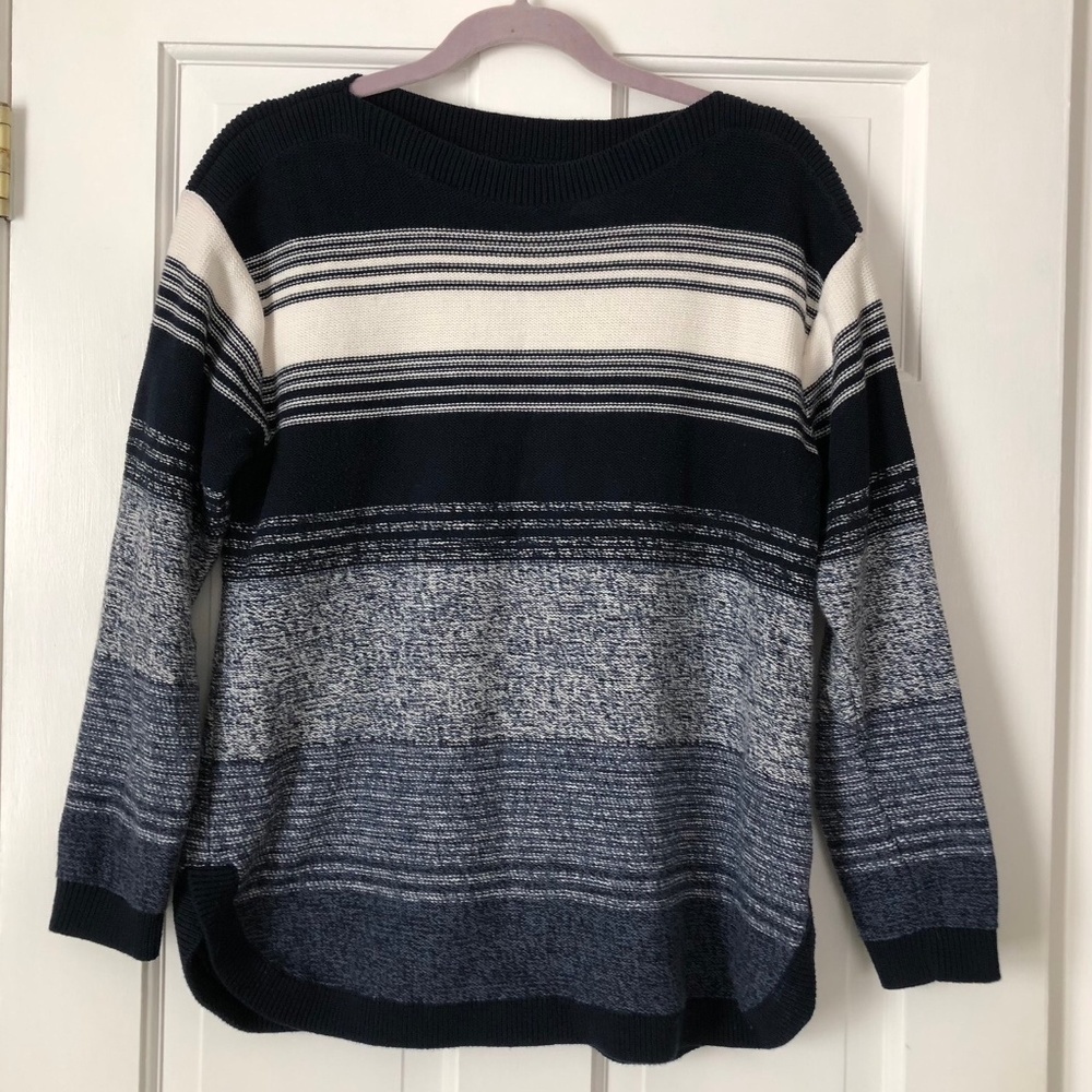 Tommy Hilfiger Sweater ~ Large~  Blue and White